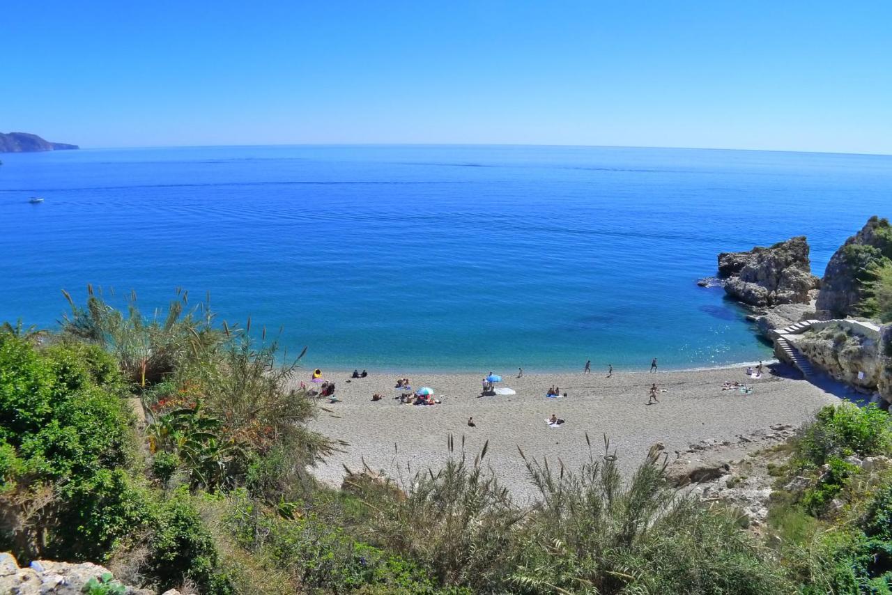 Stella Maris - Sleeps 4 Apartment Nerja Exterior photo