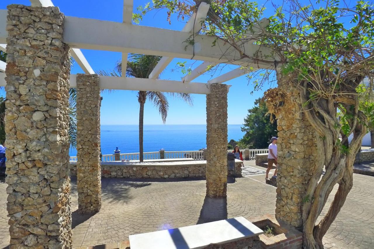 Stella Maris - Sleeps 4 Apartment Nerja Exterior photo